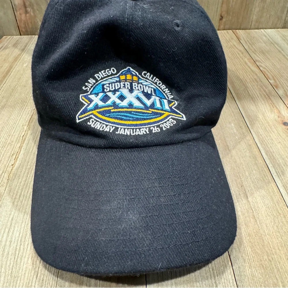 NFL Super Bowl XXXVII 2003 San Diego Black Hat - Picture 1 of 7